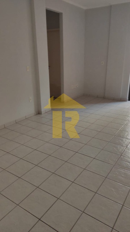 Apartamento com 2 quartos à venda e aluguel, 60m² — foto 4 de 21