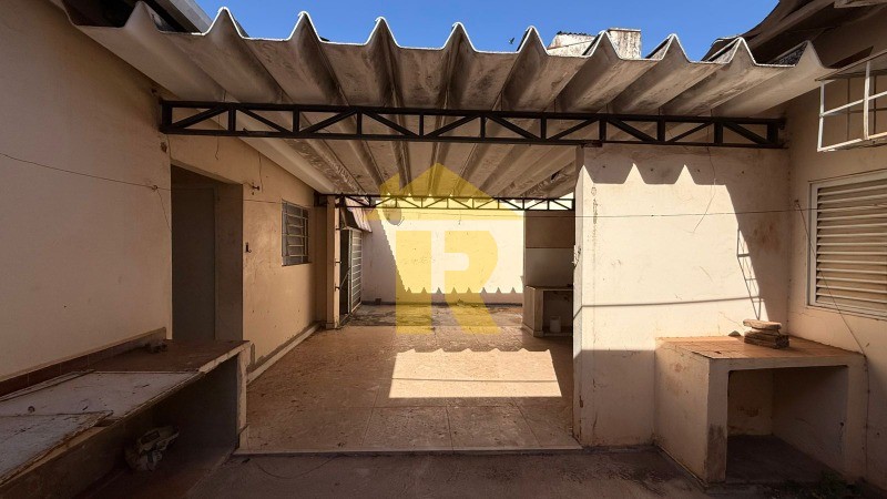 Casa com 2 quartos à venda, 180m² — foto 17 de 29