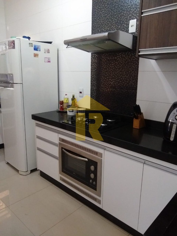 Casa com 3 quartos à venda, 95m² — foto 9 de 22