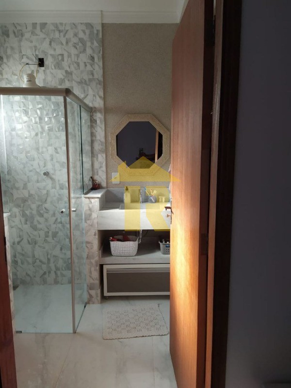 Casa com 3 quartos à venda, 186m² — foto 32 de 36