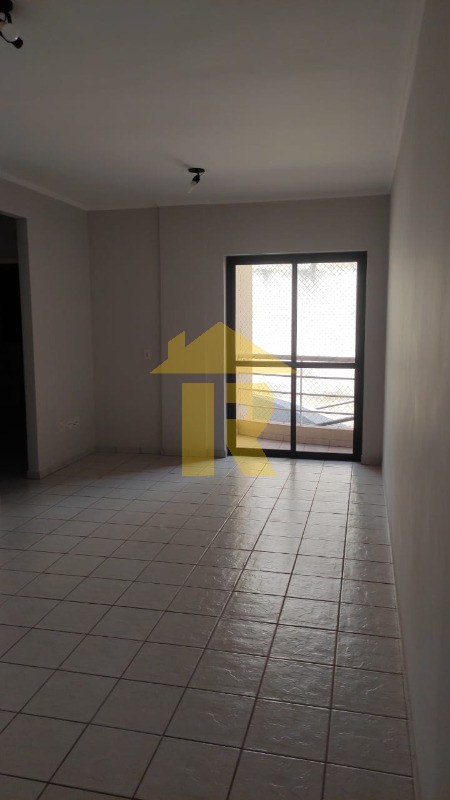 Apartamento com 2 quartos à venda e aluguel, 60m² — foto 2 de 21