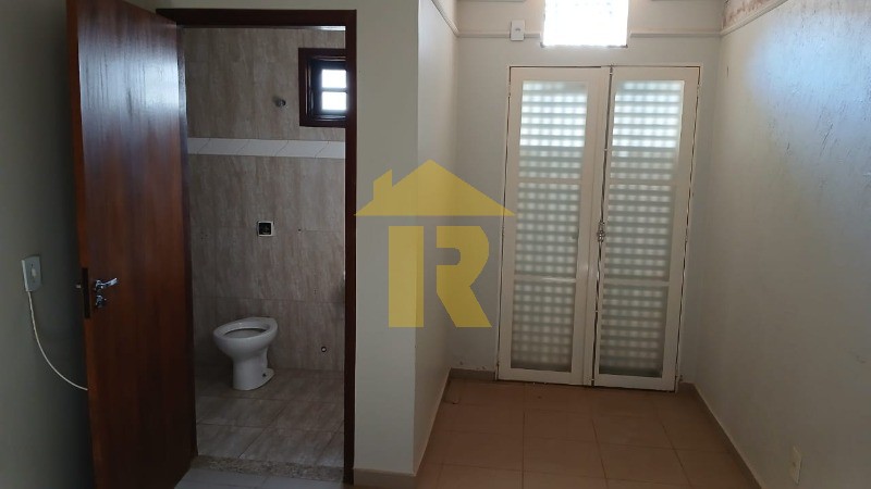Casa com 2 quartos à venda, 180m² — foto 18 de 23