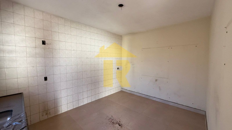 Casa com 2 quartos à venda, 180m² — foto 14 de 29