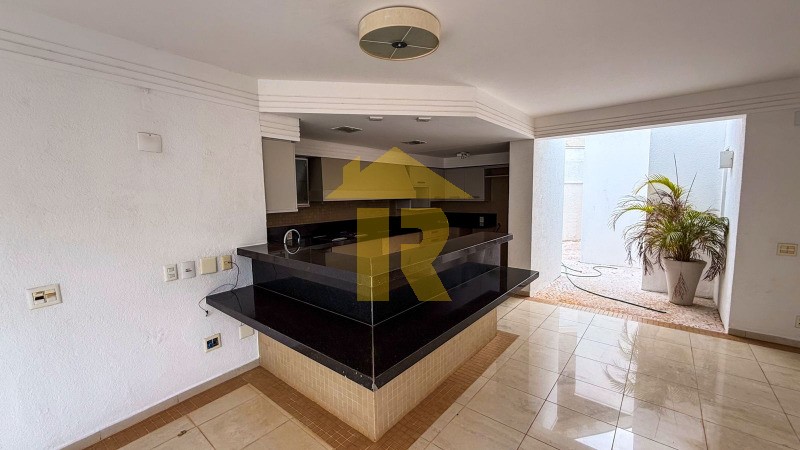 Casa de Condomínio com 4 quartos à venda e aluguel, 430m² — foto 15 de 22