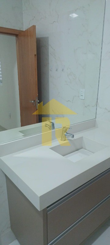 Casa de Condomínio com 3 quartos à venda e aluguel, 216m² — foto 32 de 33