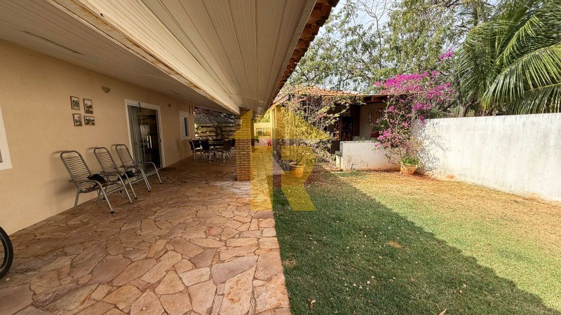 Casa de Condomínio com 3 quartos à venda, 200m² — foto 31 de 36
