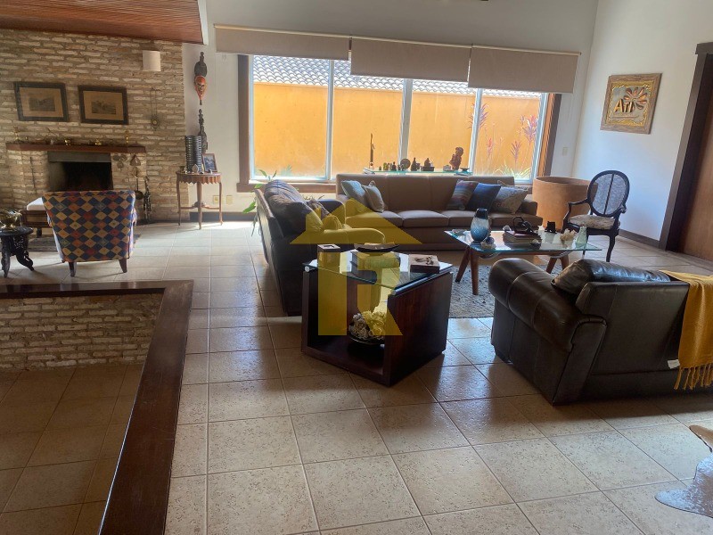 Casa de Condomínio com 4 quartos à venda, 780m² — foto 3 de 28