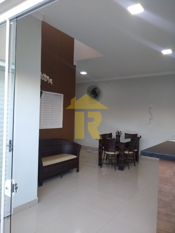 Casa com 3 quartos à venda, 95m² — foto 10 de 22