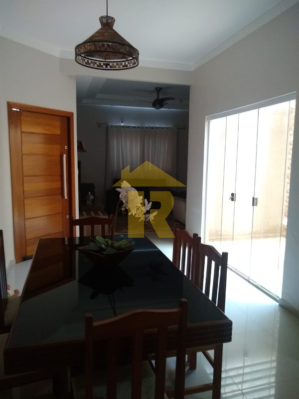 Casa com 3 quartos à venda, 95m² — foto 5 de 22