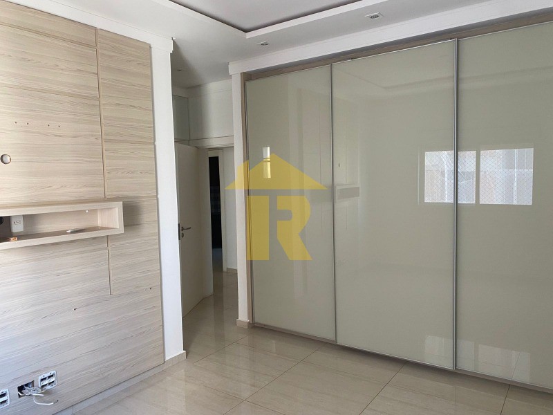 Apartamento com 4 quartos à venda, 388m² — foto 28 de 36