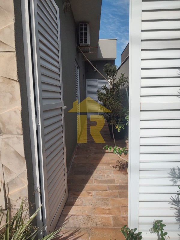 Casa de Condomínio com 3 quartos à venda, 153m² — foto 5 de 49