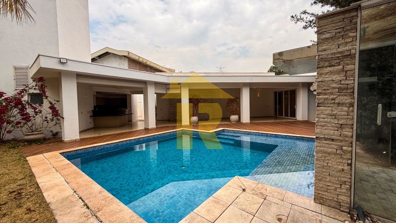 Casa de Condomínio com 4 quartos à venda e aluguel, 430m² — foto 17 de 22