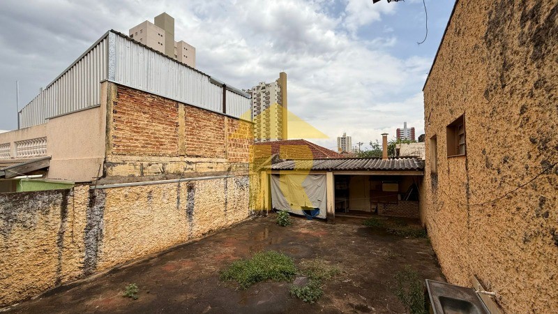 Casa com 3 quartos à venda, 305m² — foto 21 de 24