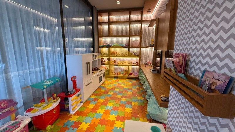 Apartamento com 3 quartos à venda, 123m² — foto 13 de 34