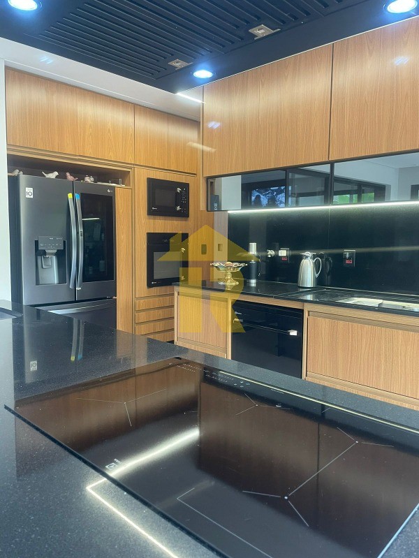 Casa de Condomínio com 2 quartos à venda, 280m² — foto 9 de 41