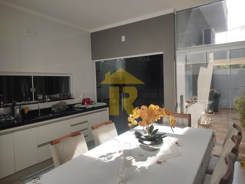 Casa de Condomínio com 3 quartos à venda, 153m² — foto 18 de 49