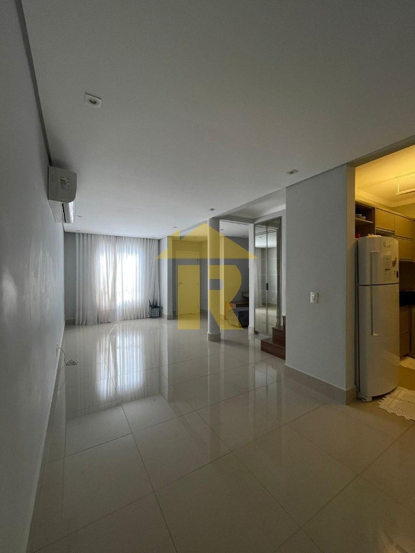 Casa de Condomínio com 3 quartos à venda e aluguel, 154m² — foto 4 de 29