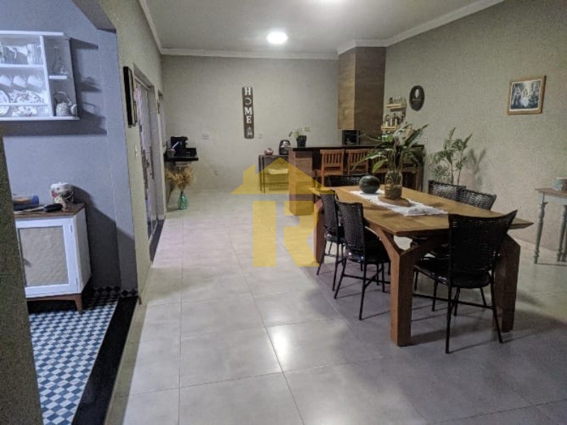 Casa com 3 quartos à venda, 186m² — foto 7 de 36