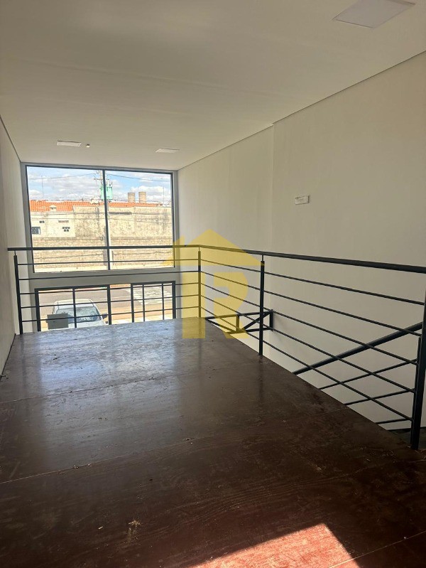 Loja / Salão / Ponto Comercial  à venda e aluguel, 2000m² — foto 37 de 39