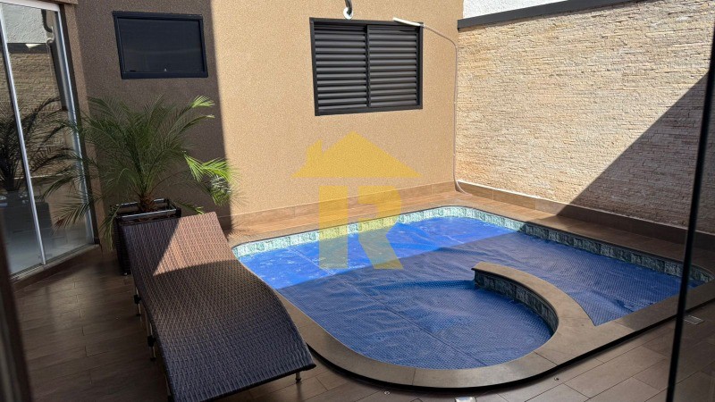 Casa com 3 quartos à venda, 196m² — foto 12 de 20