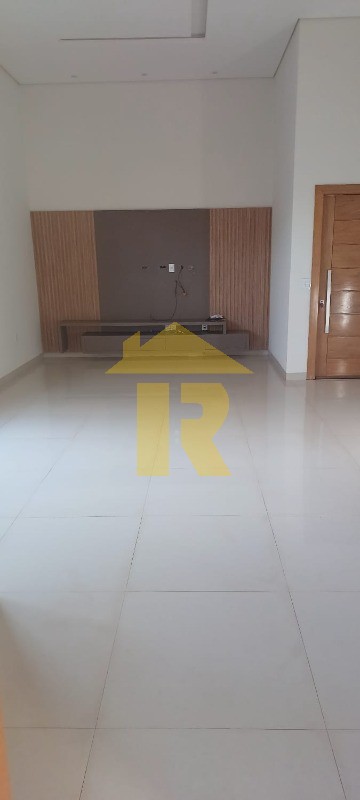 Casa de Condomínio com 3 quartos à venda e aluguel, 216m² — foto 4 de 33