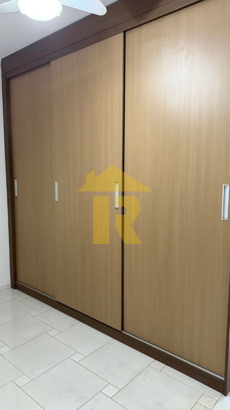 Casa com 3 quartos à venda, 196m² — foto 15 de 20