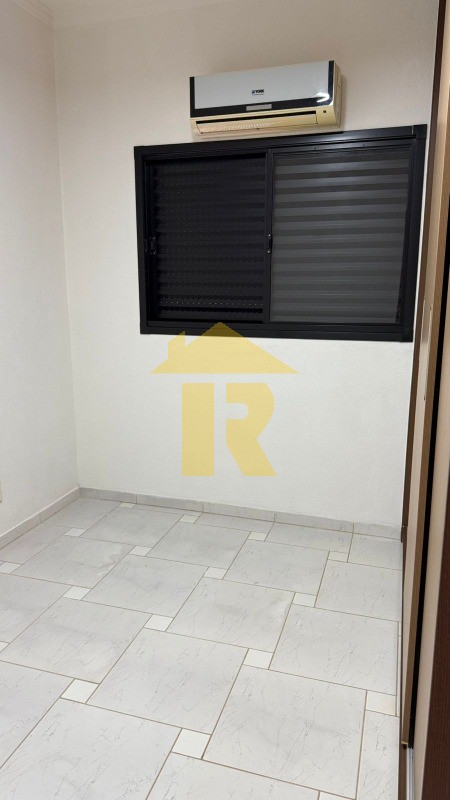 Casa com 3 quartos à venda, 196m² — foto 14 de 20