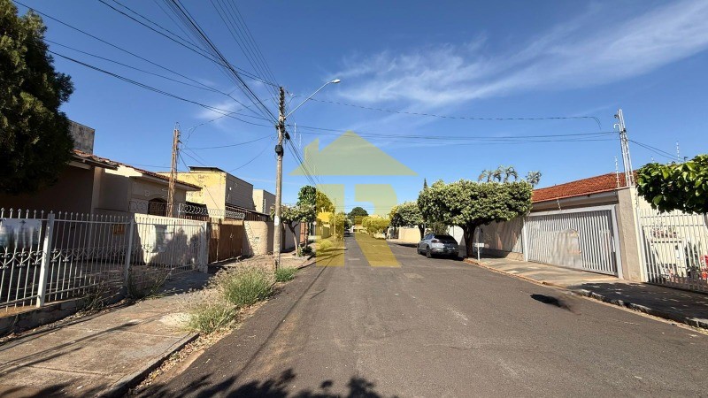Casa com 2 quartos à venda, 180m² — foto 4 de 29