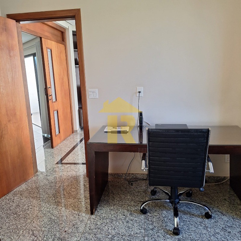 Apartamento com 4 quartos à venda, 255m² — foto 22 de 45