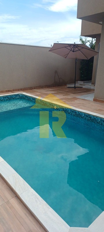 Casa de Condomínio com 3 quartos à venda e aluguel, 216m² — foto 21 de 33
