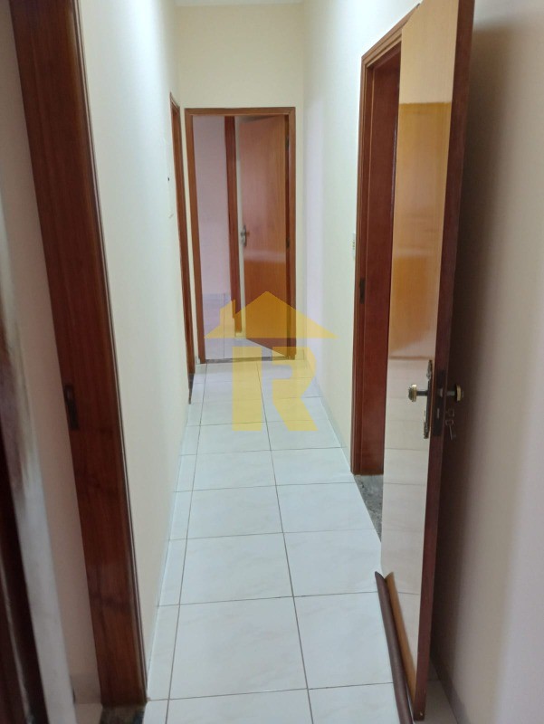 Casa com 3 quartos à venda, 238m² — foto 13 de 38