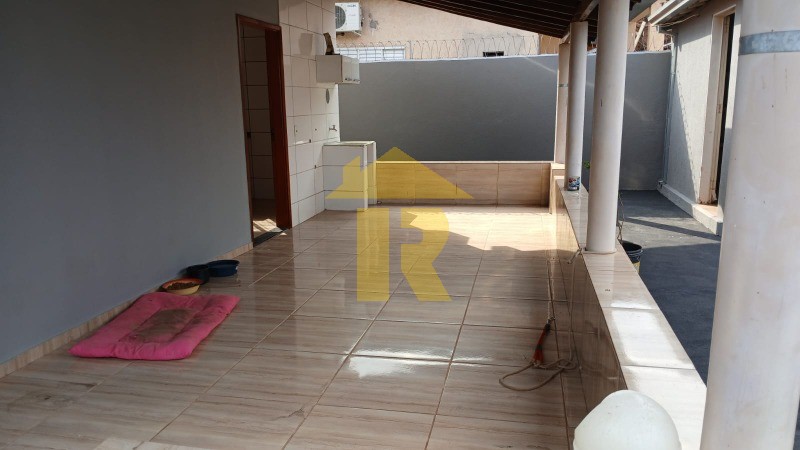 Casa com 3 quartos à venda, 120m² — foto 23 de 25