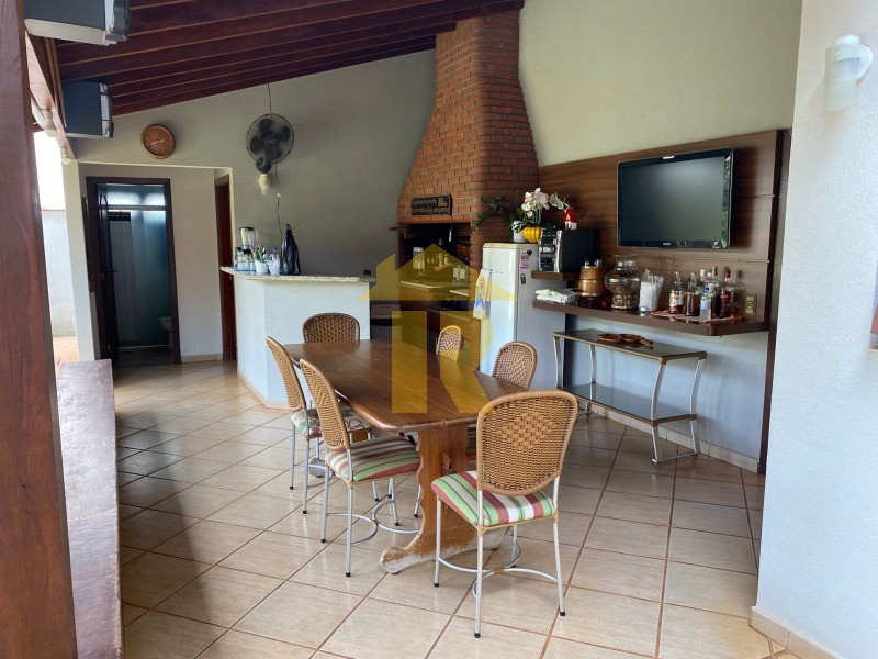Casa de Condomínio com 3 quartos à venda, 400m² — foto 43 de 62