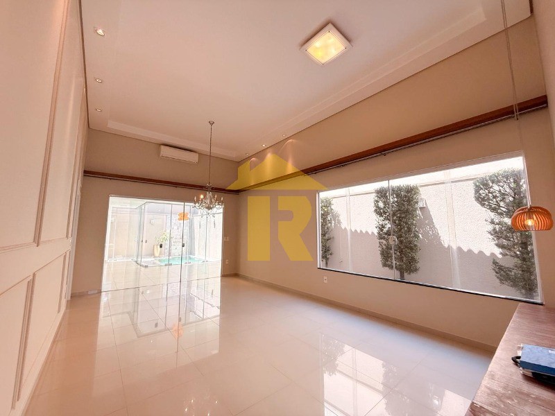 Casa de Condomínio com 3 quartos à venda, 200m² — foto 8 de 29