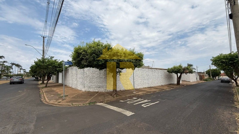 Casa com 3 quartos à venda, 340m² — foto 5 de 41