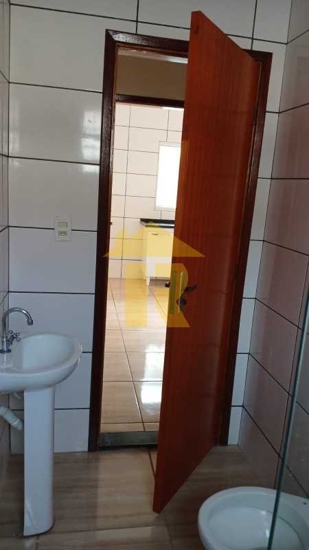 Casa com 3 quartos à venda, 120m² — foto 17 de 25