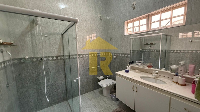Casa com 3 quartos à venda, 400m² — foto 19 de 33