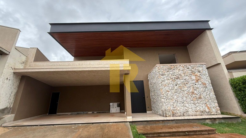 Casa de Condomínio com 4 quartos à venda, 329m² — foto 1 de 29