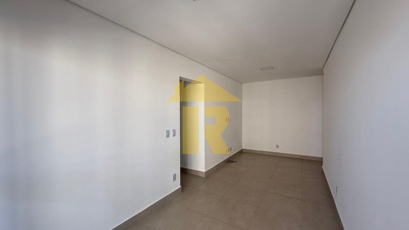 Apartamento com 3 quartos à venda, 81m² — foto 2 de 20