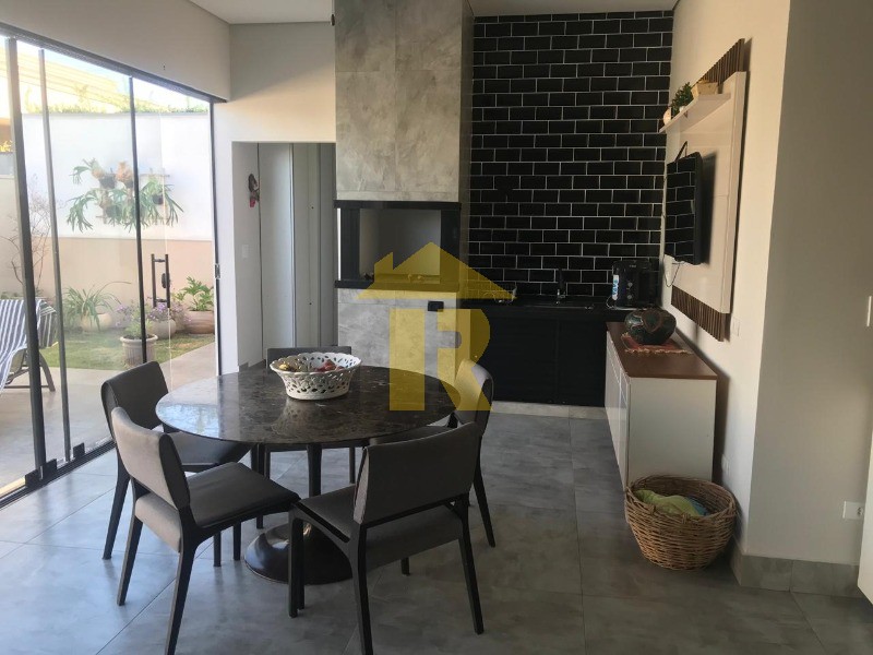 Casa de Condomínio com 3 quartos à venda, 220m² — foto 9 de 41