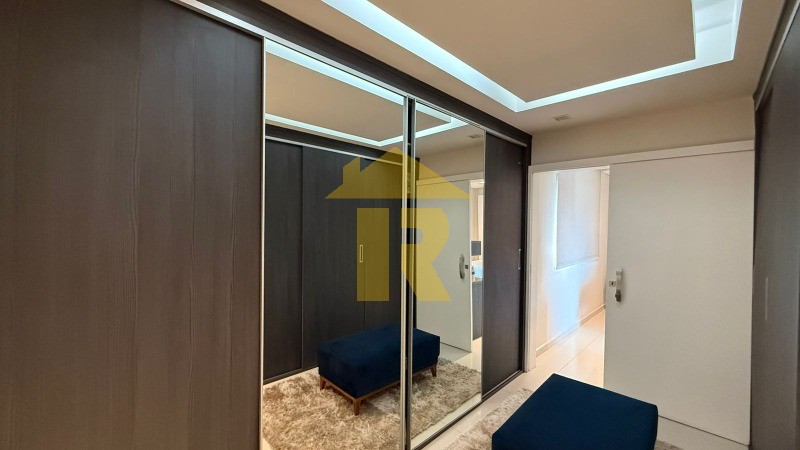 Casa de Condomínio com 4 quartos à venda, 390m² — foto 19 de 42