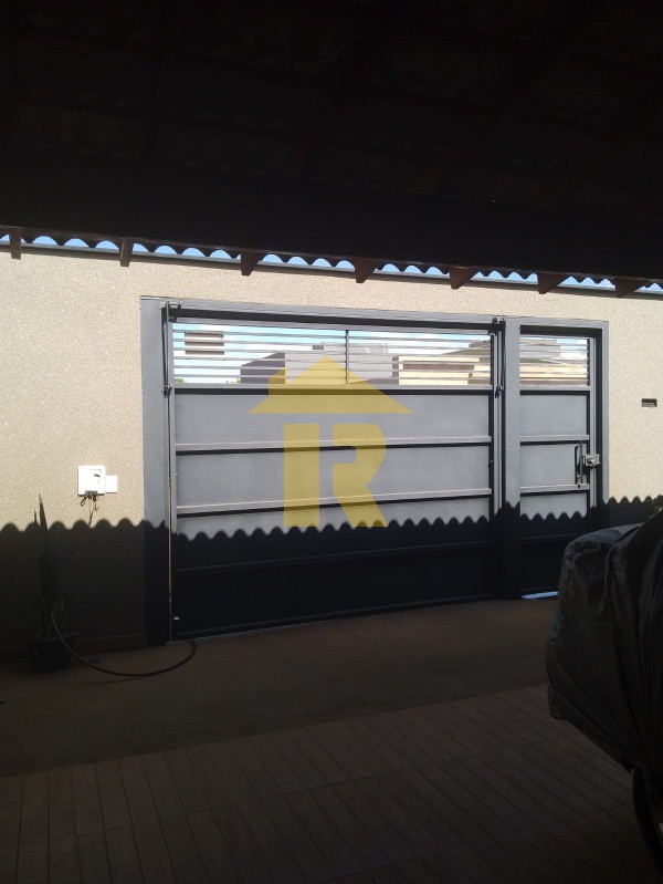 Casa com 3 quartos à venda, 191m² — foto 3 de 31