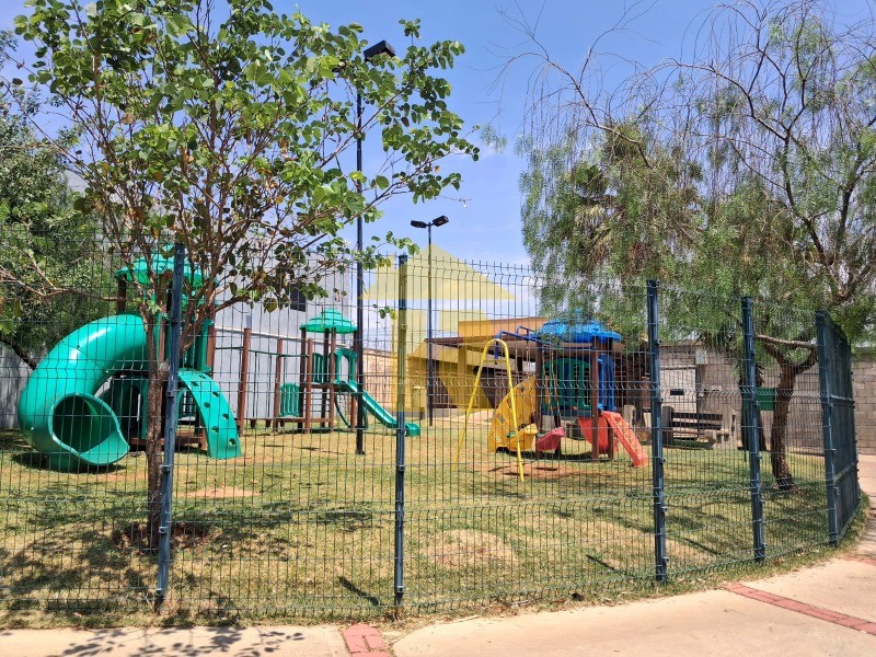 Terreno / Lote / Condomínio  à venda, 225m² — foto 13 de 24