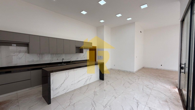Casa de Condomínio com 3 quartos à venda, 220m² — foto 11 de 34