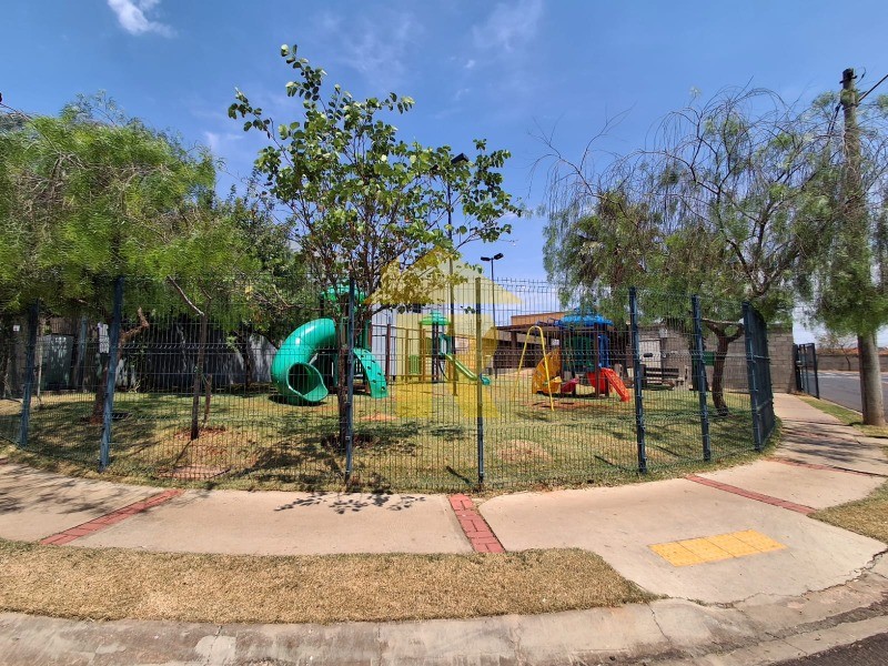 Terreno / Lote / Condomínio  à venda, 225m² — foto 14 de 24