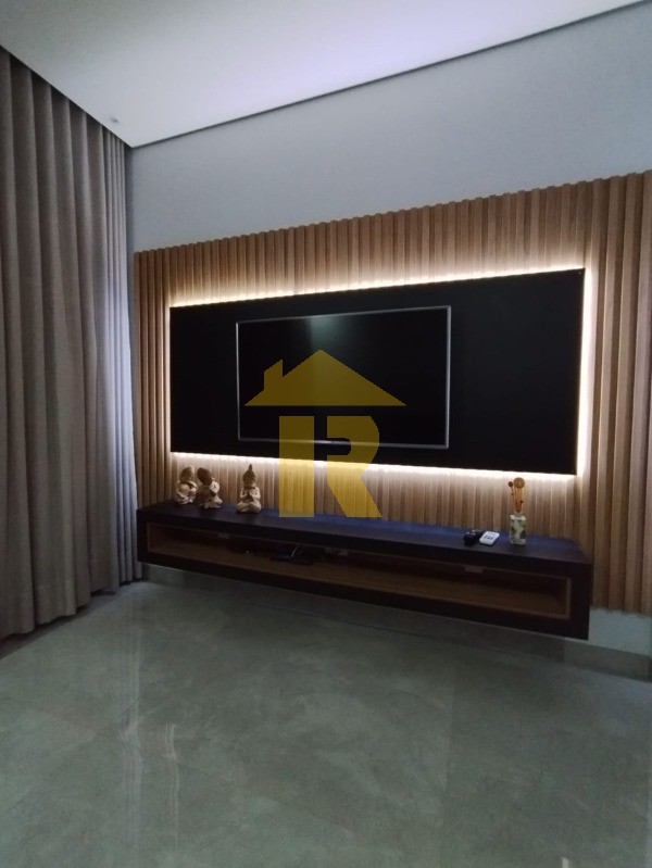 Casa de Condomínio com 3 quartos à venda, 220m² — foto 11 de 28