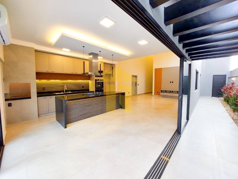 Casa de Condomínio com 3 quartos à venda, 230m² — foto 16 de 38