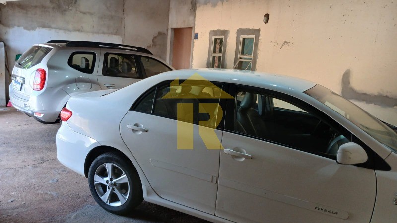 Casa com 3 quartos à venda, 150m² — foto 2 de 25