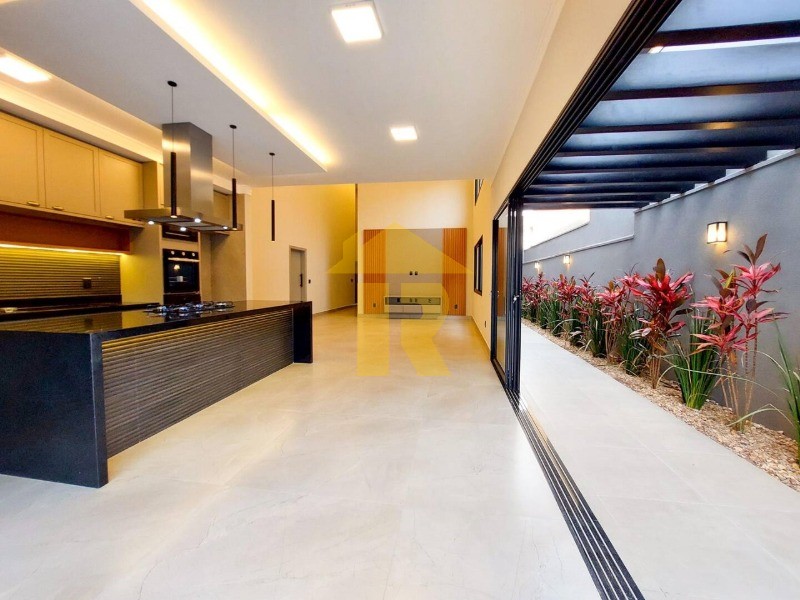 Casa de Condomínio com 3 quartos à venda, 230m² — foto 20 de 38