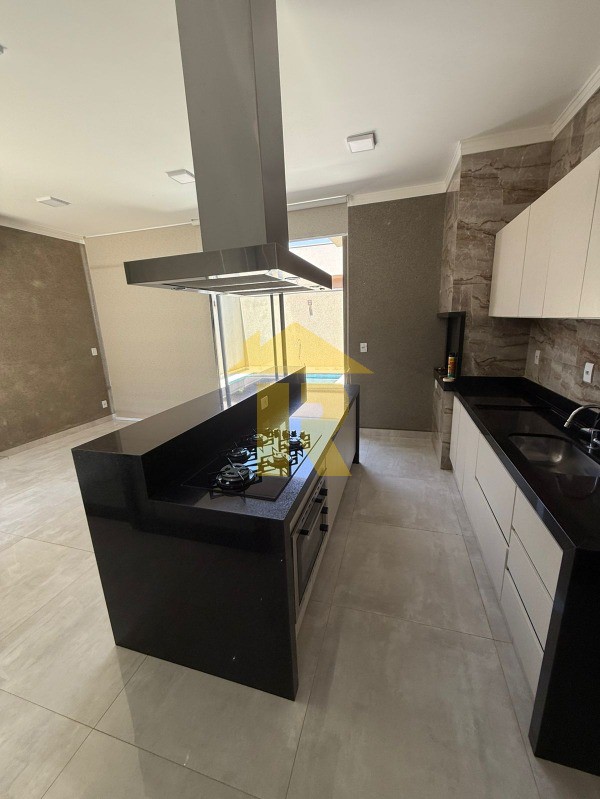 Casa de Condomínio com 3 quartos à venda, 178m² — foto 19 de 46